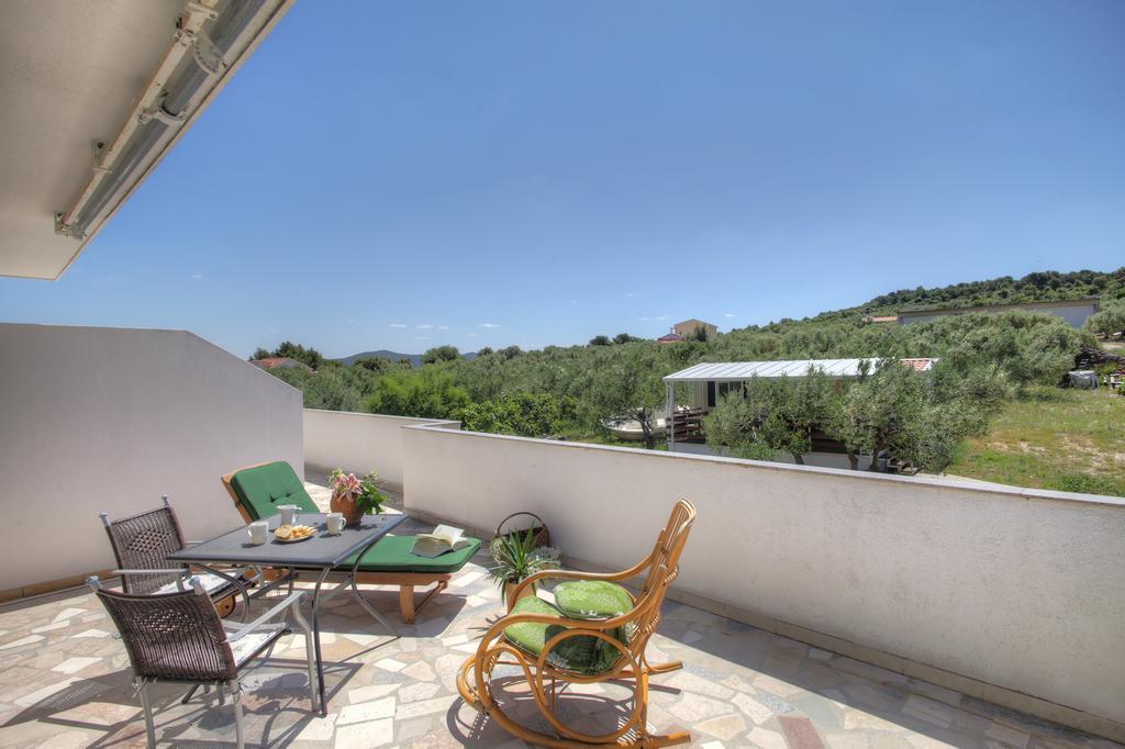 יזרה Apartments Irena חדר תמונה