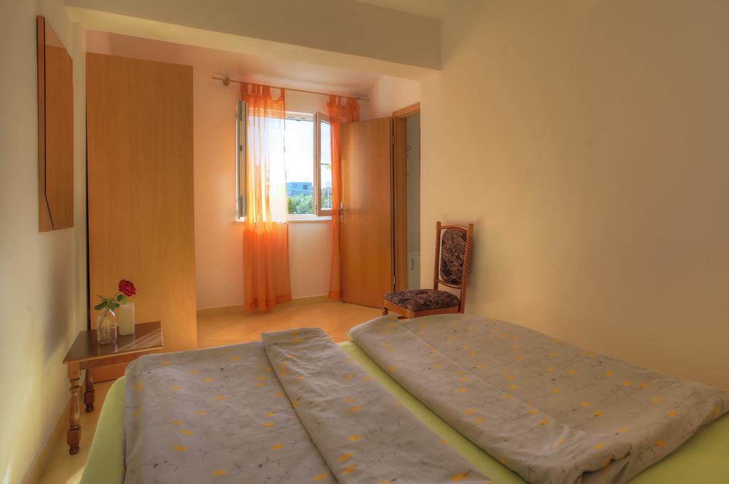 יזרה Apartments Irena חדר תמונה