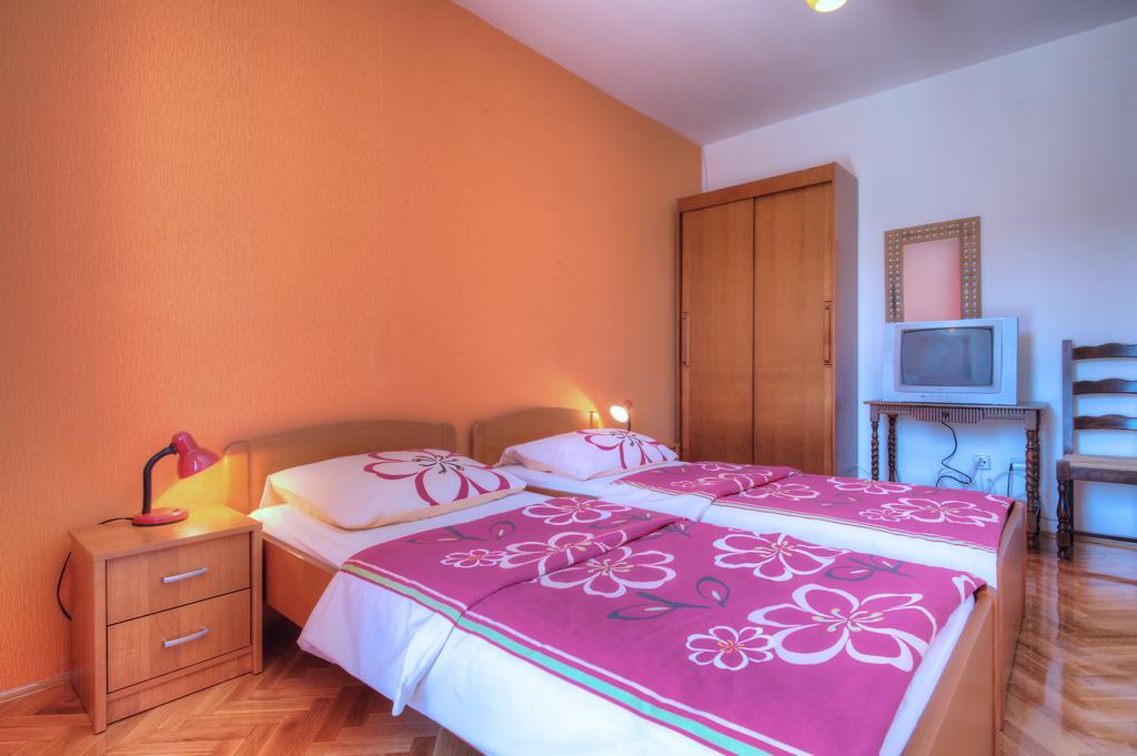 יזרה Apartments Irena חדר תמונה