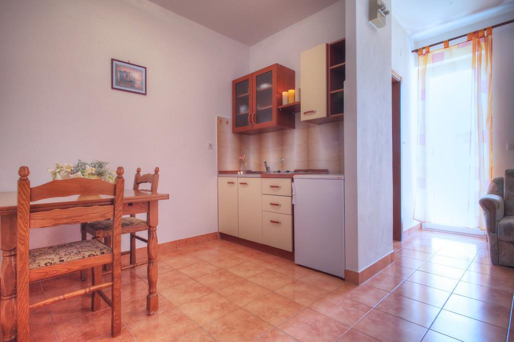 יזרה Apartments Irena חדר תמונה