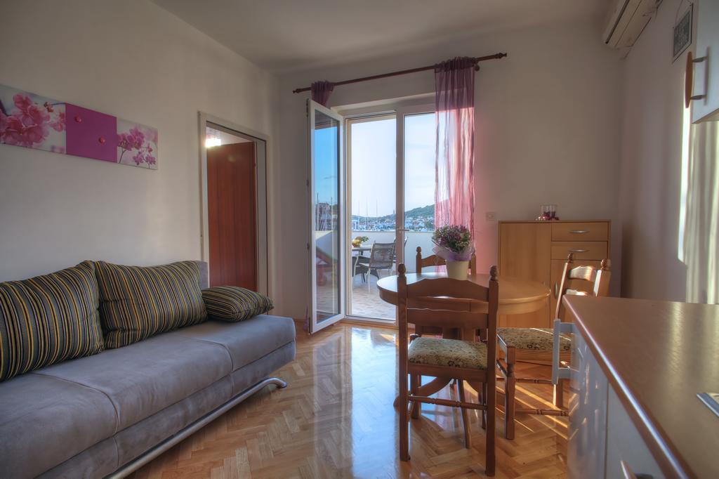 יזרה Apartments Irena חדר תמונה
