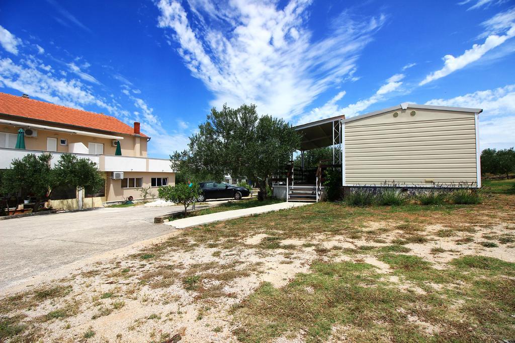 יזרה Apartments Irena מראה חיצוני תמונה